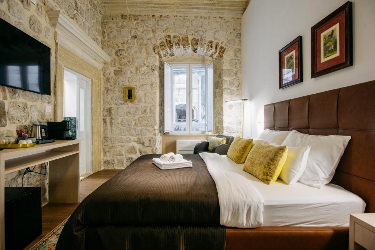 Central W Apartment & Rooms By Duhomes Dubrovnik Bagian luar foto